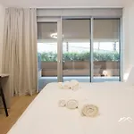 Waterfront Lux, 1br, Ac, Parking, Gym, Wifi By Tilo