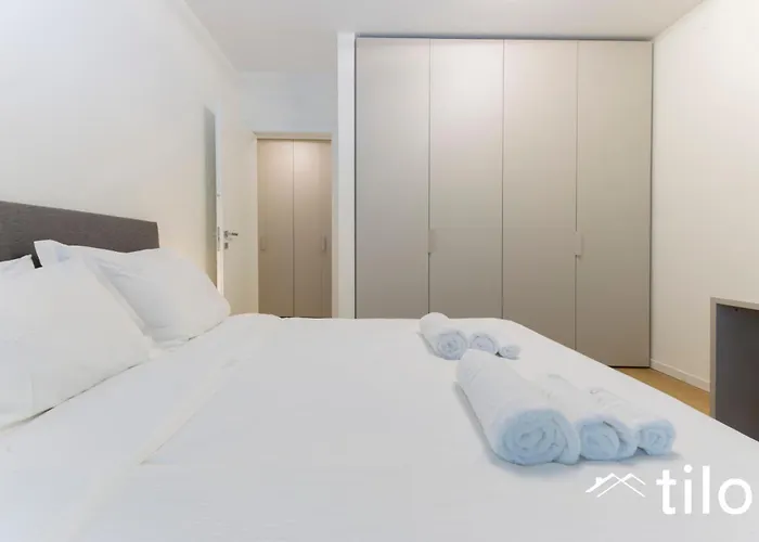 Waterfront Lux, 1br, Ac, Parking, Gym, Wifi By Tilo