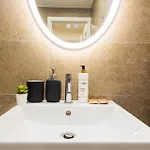Διαμέρισμα Waterfront Lux, 1br, Ac, Parking, Gym, Wifi By Tilo Γένοβα