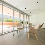 Διαμέρισμα Waterfront Lux, 1br, Ac, Parking, Gym, Wifi By Tilo