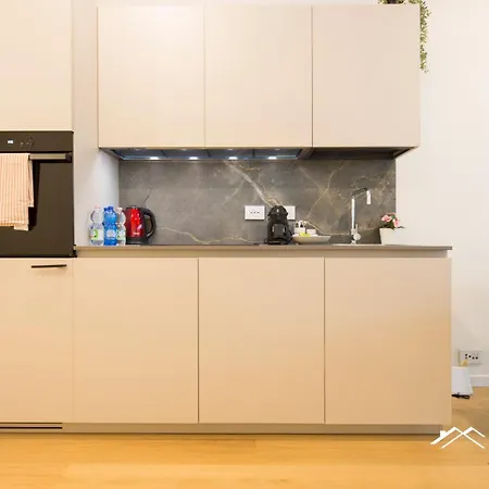 Waterfront Lux, 1br, Ac, Parking, Gym, Wifi By Tilo