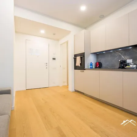 Lejlighed Waterfront Lux, 1br, Ac, Parking, Gym, Wifi By Tilo