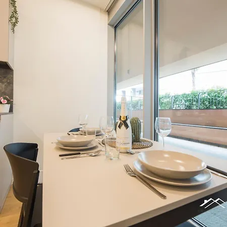 Waterfront Lux, 1br, Ac, Parking, Gym, Wifi By Tilo *