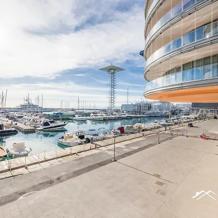 Lejlighed Waterfront Lux, 1br, Ac, Parking, Gym, Wifi By Tilo
